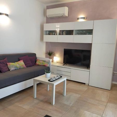 Poggio Ai Grilli Apartment Чертальдо Экстерьер фото